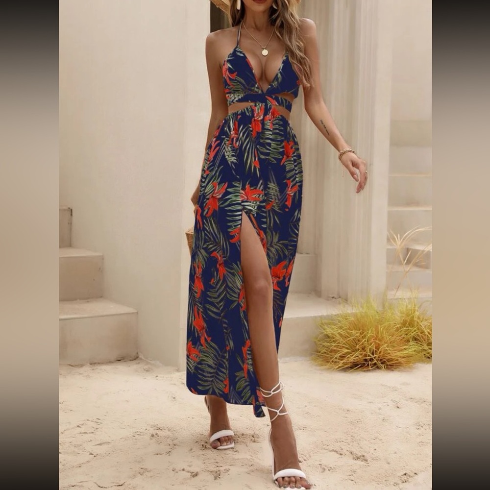 Tropical print backless halter neck maxi dress with thigh slit
